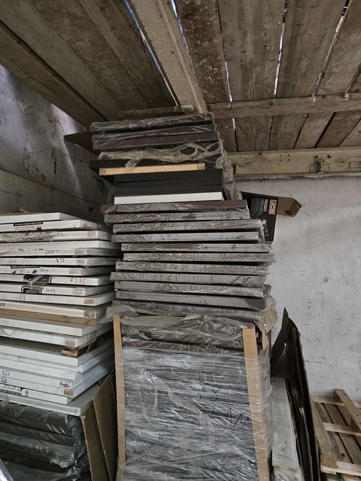 Крила за врати всякакви бели и кафяви