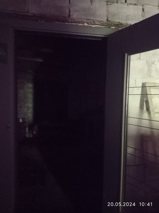 Здание овощехранилище в центре города