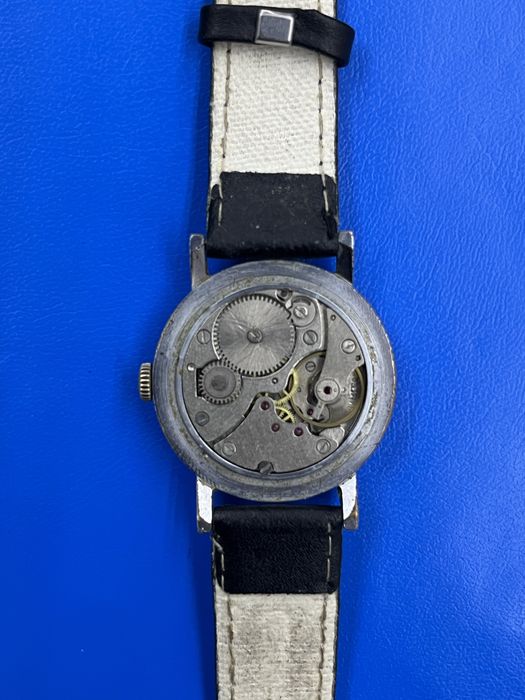 Часы победа.   .