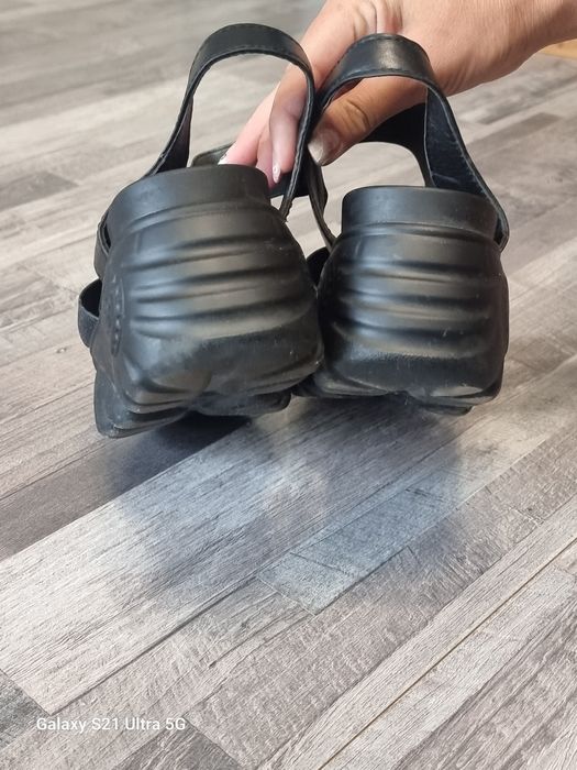 Сандали 38 номер