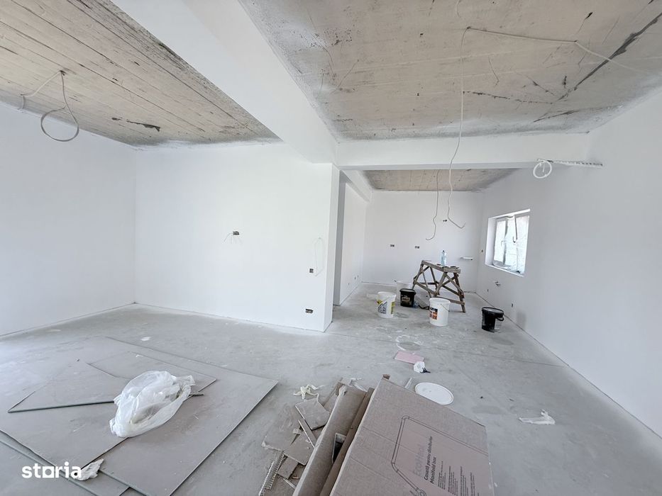 Duplex deosebit, 5 camere, curte generoasa, zona Safirului-Gladiolelor