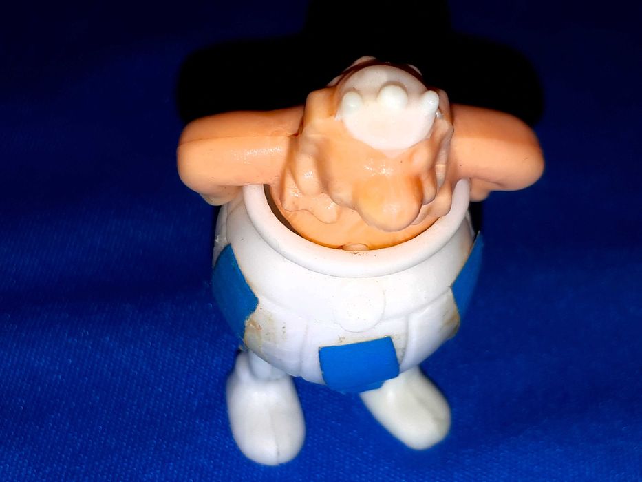 Kinder Ferrero стари играчки от шоколадови яйца Киндер различни цени