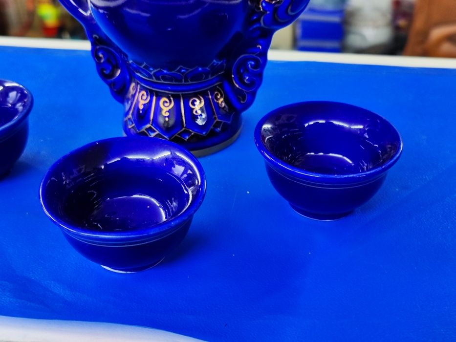 Порцеланов сервиз за ракия / саке