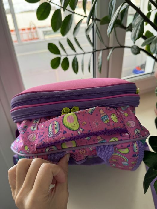 Продам рюкзак школьный