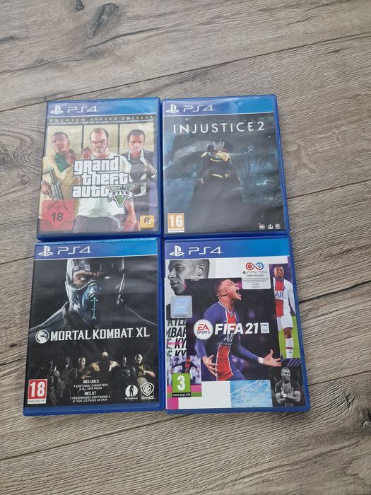 Vând PS4 Slim 500 GB