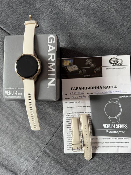 Часовник Garmin Venu 4