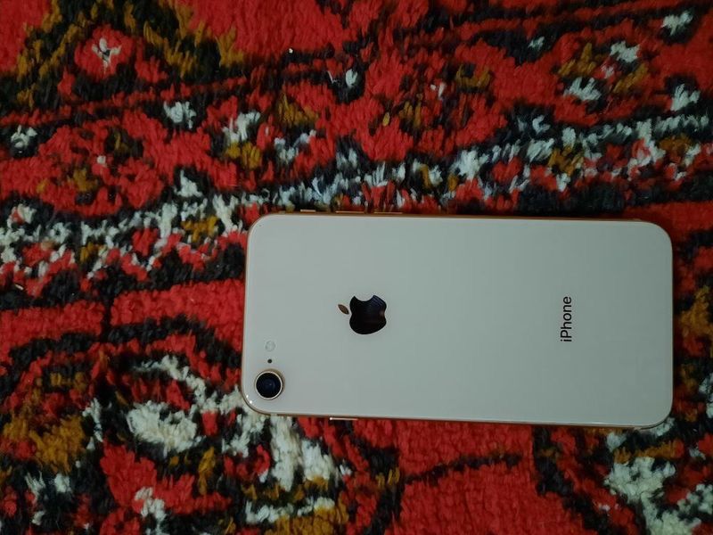 Iphone 8 64gb gold ideal