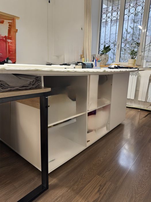 Продаётся раскройный стол + столешница