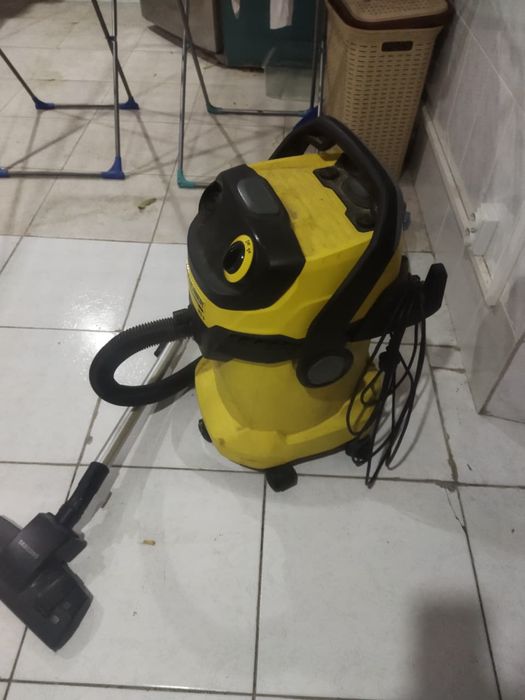 Продам пылесос Karcher