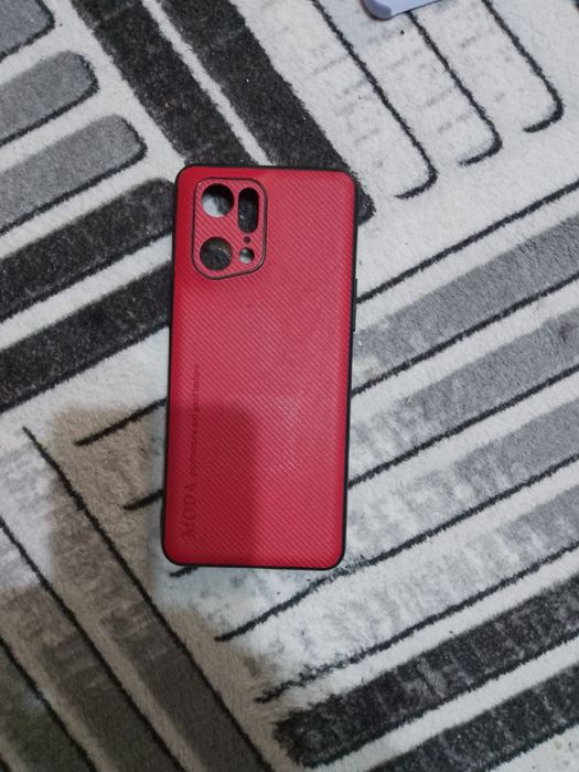 Vând husa oppo find X5 pro