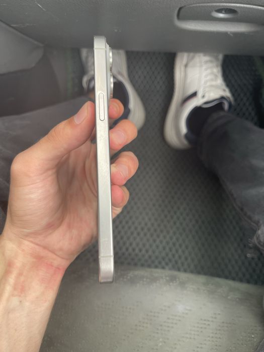 Iphone 15 pro max Srochna