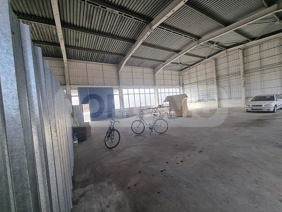 Дава се под наем Промишлена сграда в с. Гецово, Област Разград - 360 кв.м за 2295 € - Снимка #3