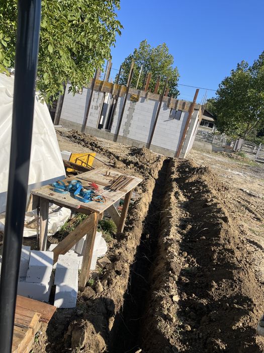 Miniexcavator-fundații, bransamente apă/gaze/canal, debarasare moloz