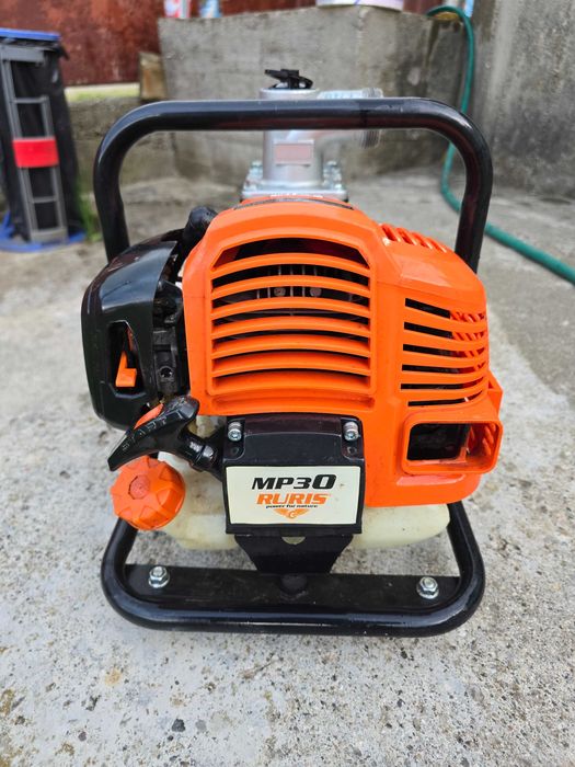 Motopompă Ruris MP30, 1.5” (ţoli), motor în 2 timpi – NOUĂ (nu a fost folosită niciodată)