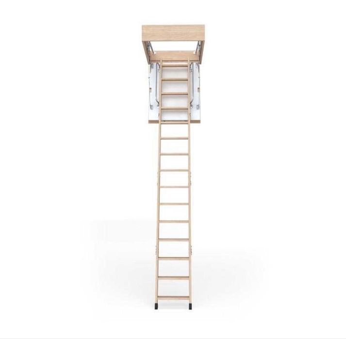 Scara pod / mansarda