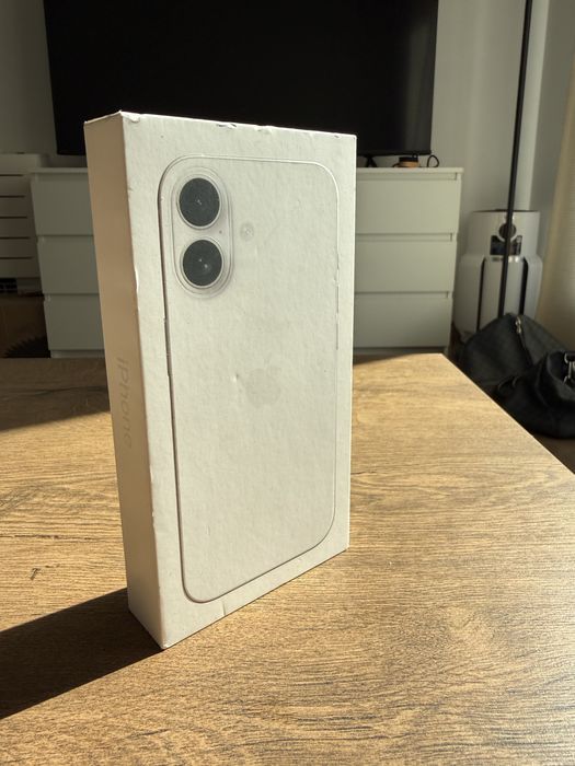 iPhone 17 White 256GB !ЧИСТО НОВ!
