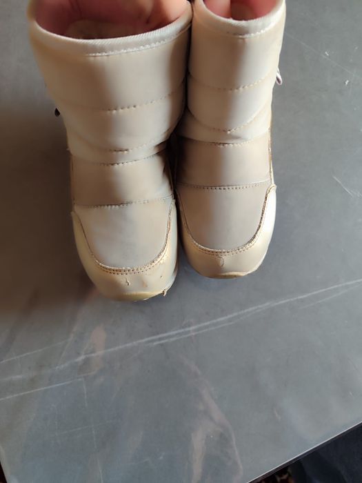 Продам сапоги для девочек