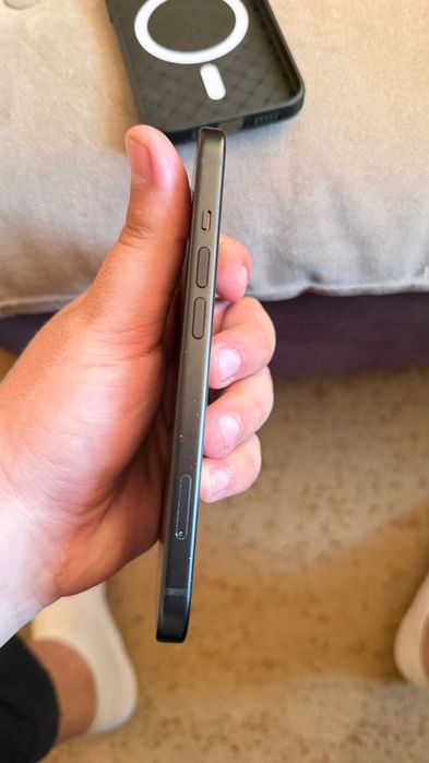 Айфон 15 на 128 памяти