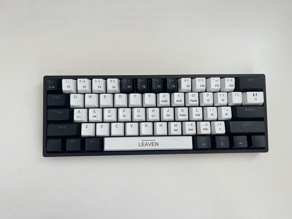 Продам клавиатуру Leaven k620