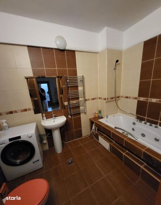 Apartament 3 camere | 113 mp | Se vinde cu chiriași | Metrou Străuleșt