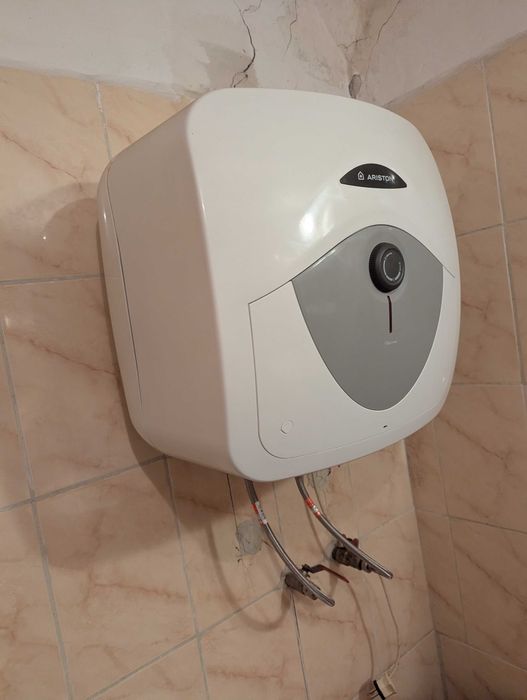 Set chiuveta baie, vas wc, cada, oglinda baie