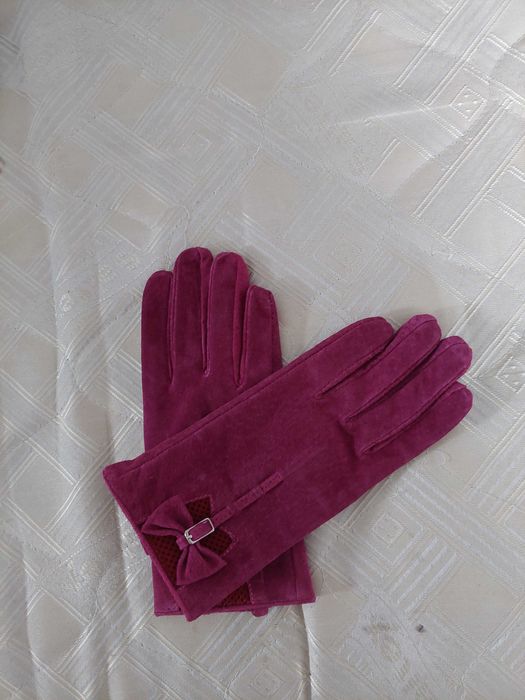 Manusi dama, NOI, piele intoarsa