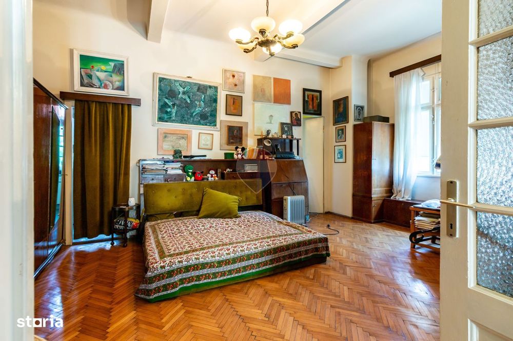 Casă / Vilă cu 7 camere de vanzare în zona Kiseleff, teren 246 mp