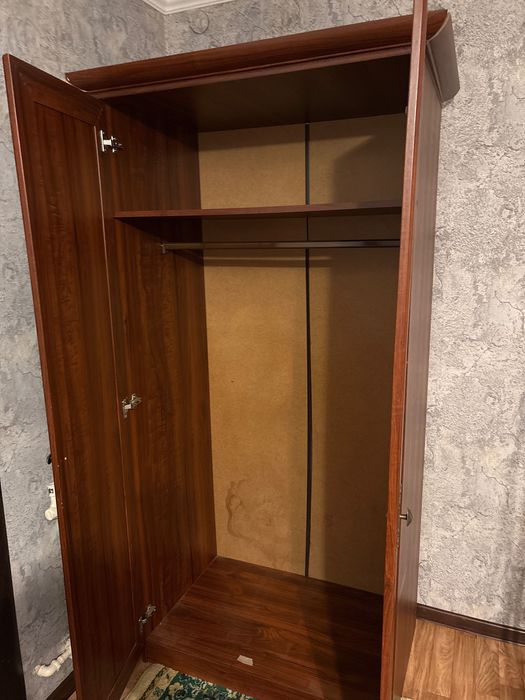 Шкаф для одежды.