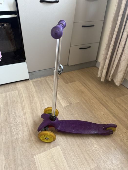 Самокат детский.