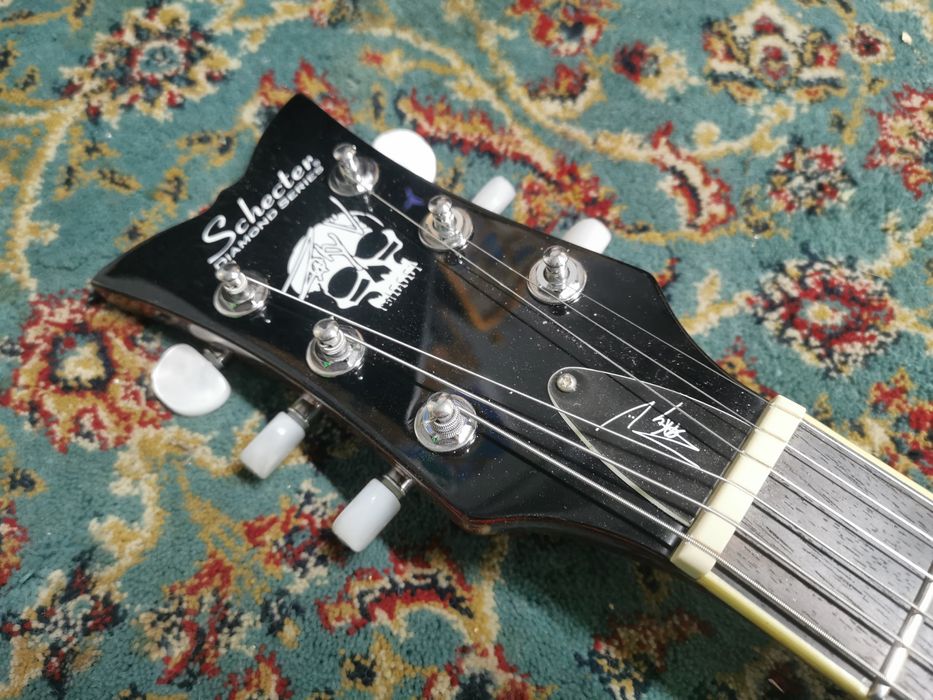 Schecter Zacky Vengeance Custom reissue cherry