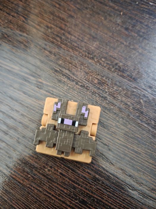 Обмен киндер игрушки