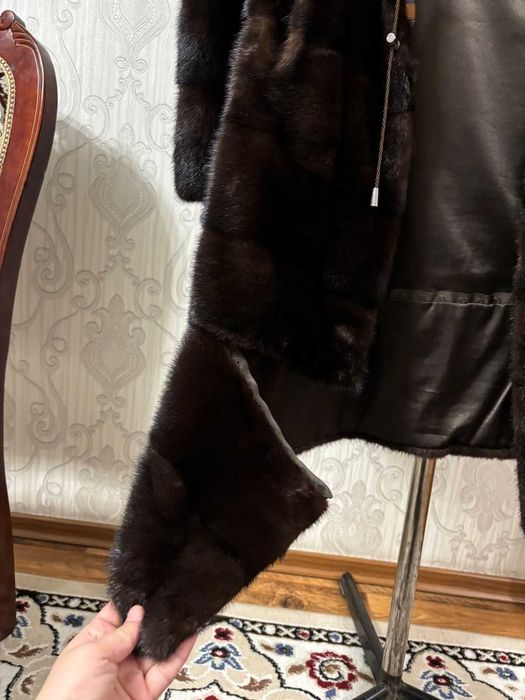 Верхняя женская одежда