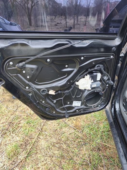 Macara geam stânga față spate Volkswagen Passat B6