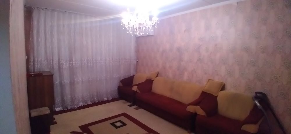 Продам квартиру 3/4/4 метроТинчлик 77серия кирпич