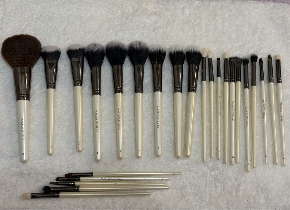 Кисточки от Makeupstore, Manly pro