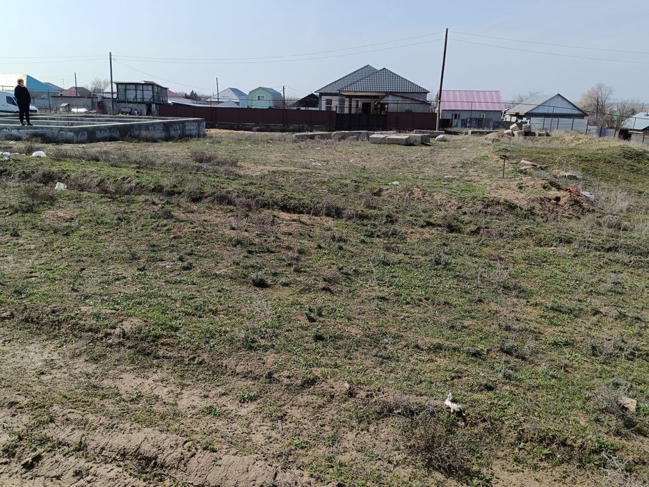 Продам участок в дачном массиве