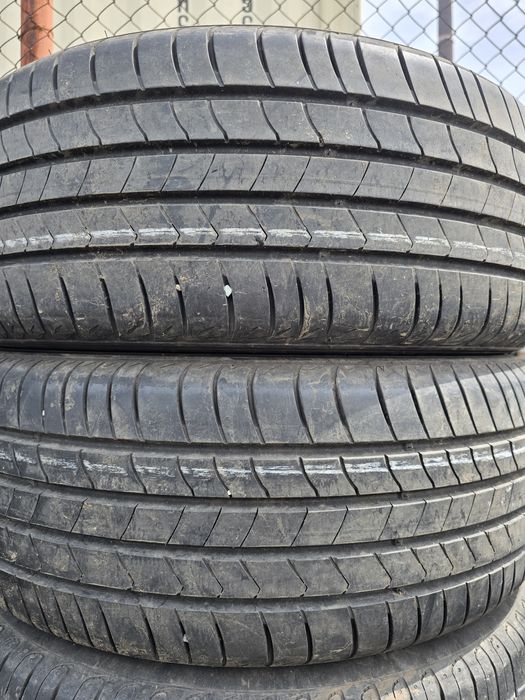 2x 215/55/18 VARA KUMHO 2022 Stare impecabila