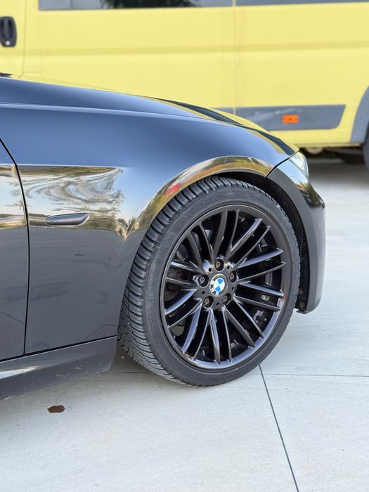 BMW  E92  320cd