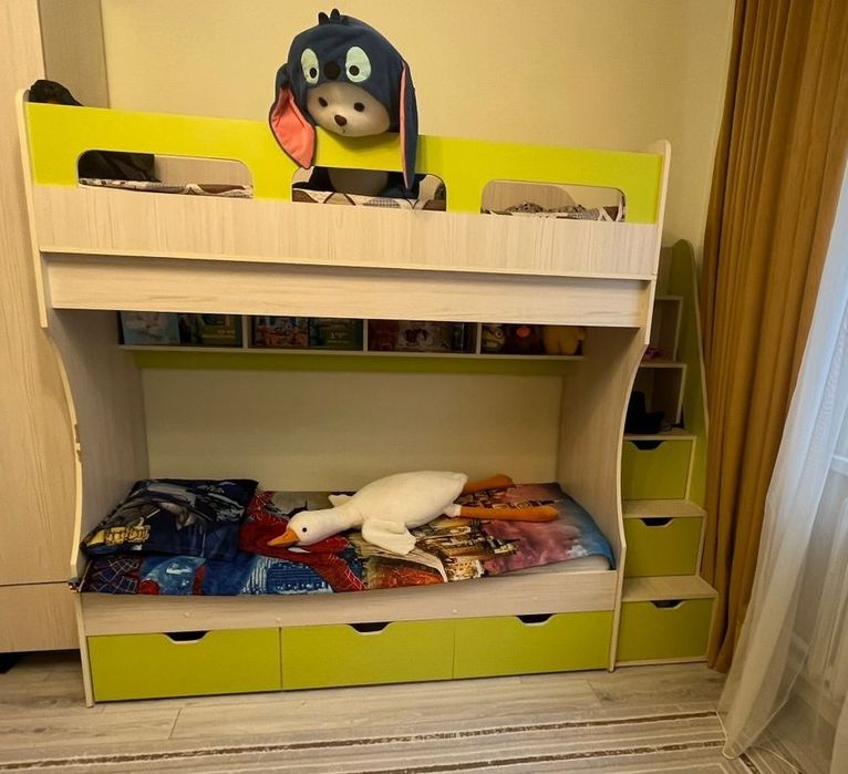 Детская кровать двух ярусная