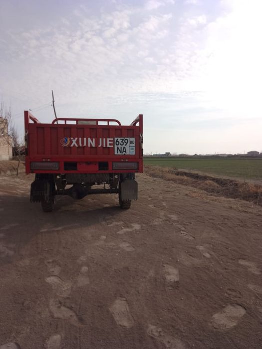 Muravey yangi kam yurigan