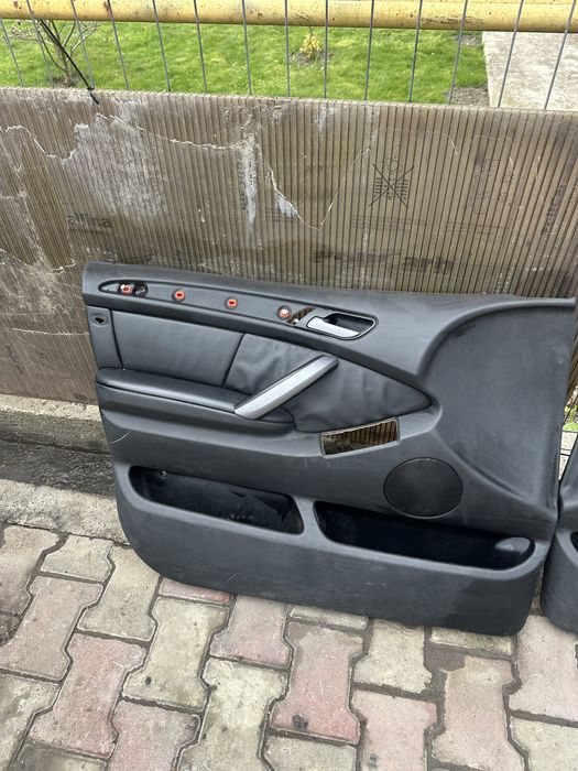 Fata de portiera BMW X5 E53 stanga fata fata de portiera dreapta fata BMW x5 E53 fete usi bmw x5 e 53