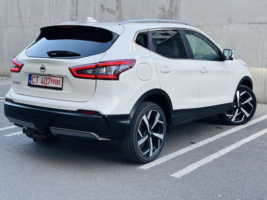 Nissan Qashqai Facelift 2019/160.000km/Tekna/Panoramic/Camere 360/Semipiele/Lane assist/Blind Spot/Scaune incalzite/Keyless Entry