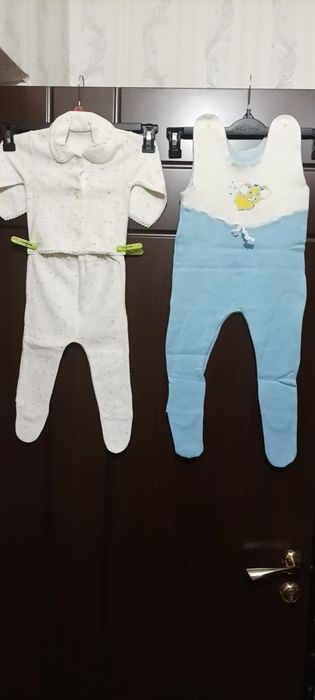 Комплект и ползунки детские.
