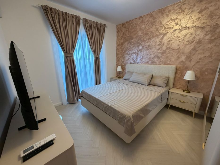 Proprietar ofer spre închiriere apartament modern, 2 camere – Vienna Parkside | Prima închiriere | Parcare inclusă