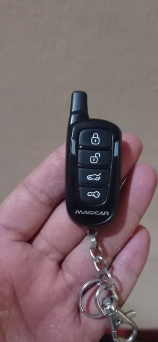 Megicar қўшимча пулт тиниқ сотилади