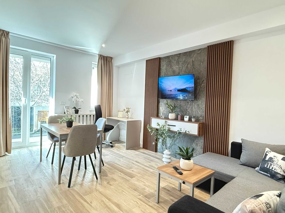 CAZARE BRASOV - Apartamente 1-4 camere - REGIM HOTELIER DE LUX