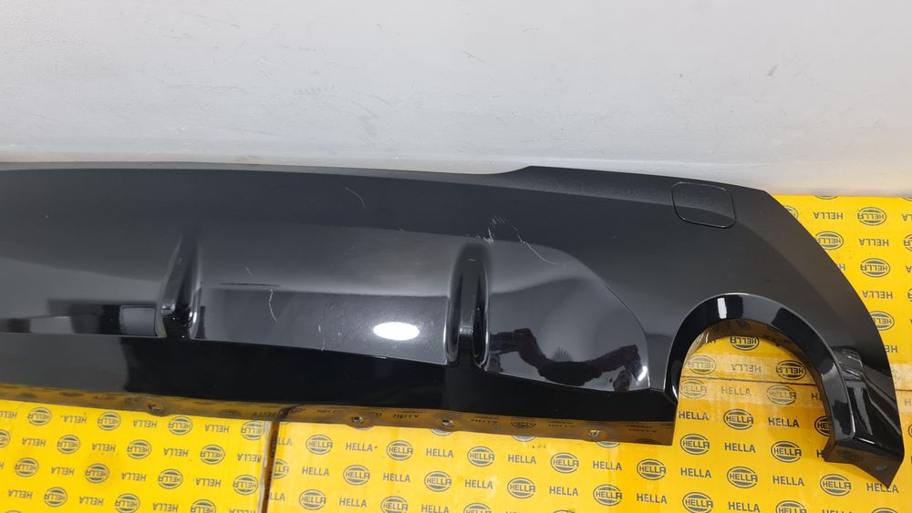 Ornament spoiler bara spate pachet M BMW 1 f40