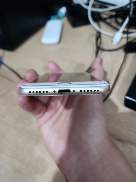 Продам айфон 7 iphone 7 32gb