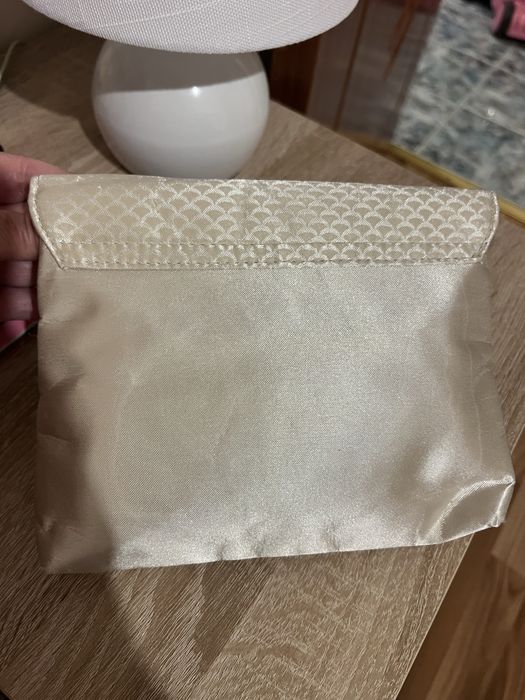 Geanta penttu cosmetice Bulgari