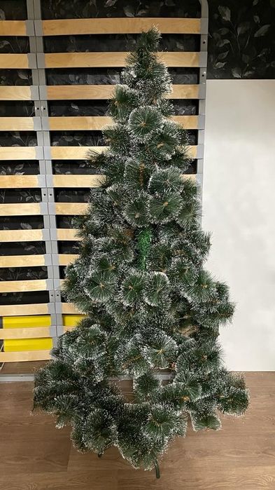 Искусственная елочка